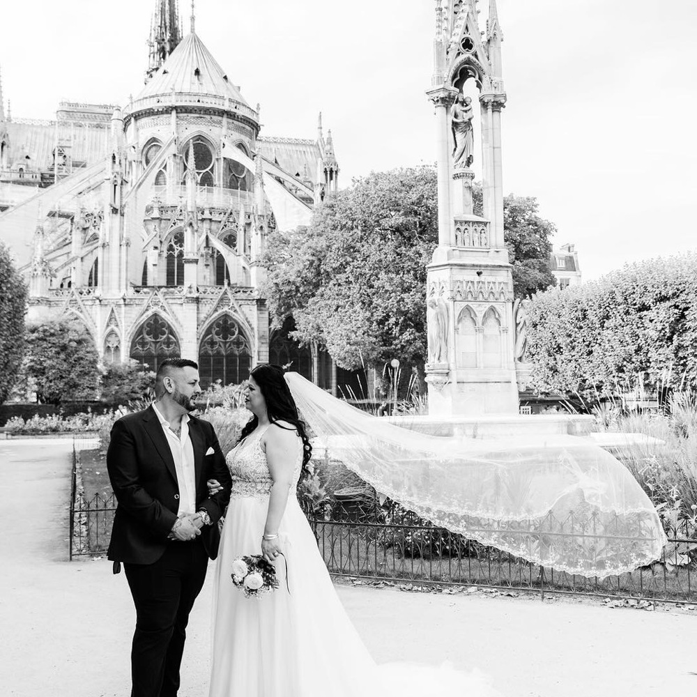 Wedding gown